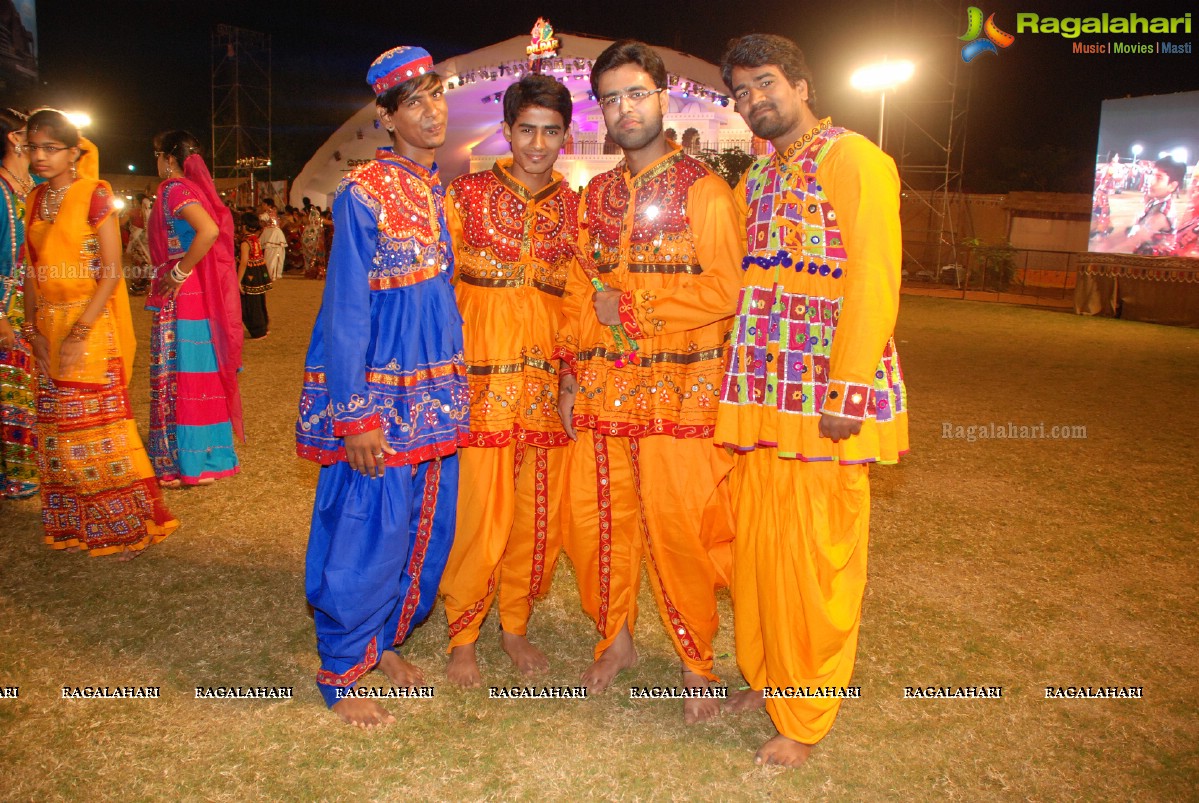 Coconut Event Dildar Dandiya 2015 (Day 5) at Shamshabad, Hyderabad