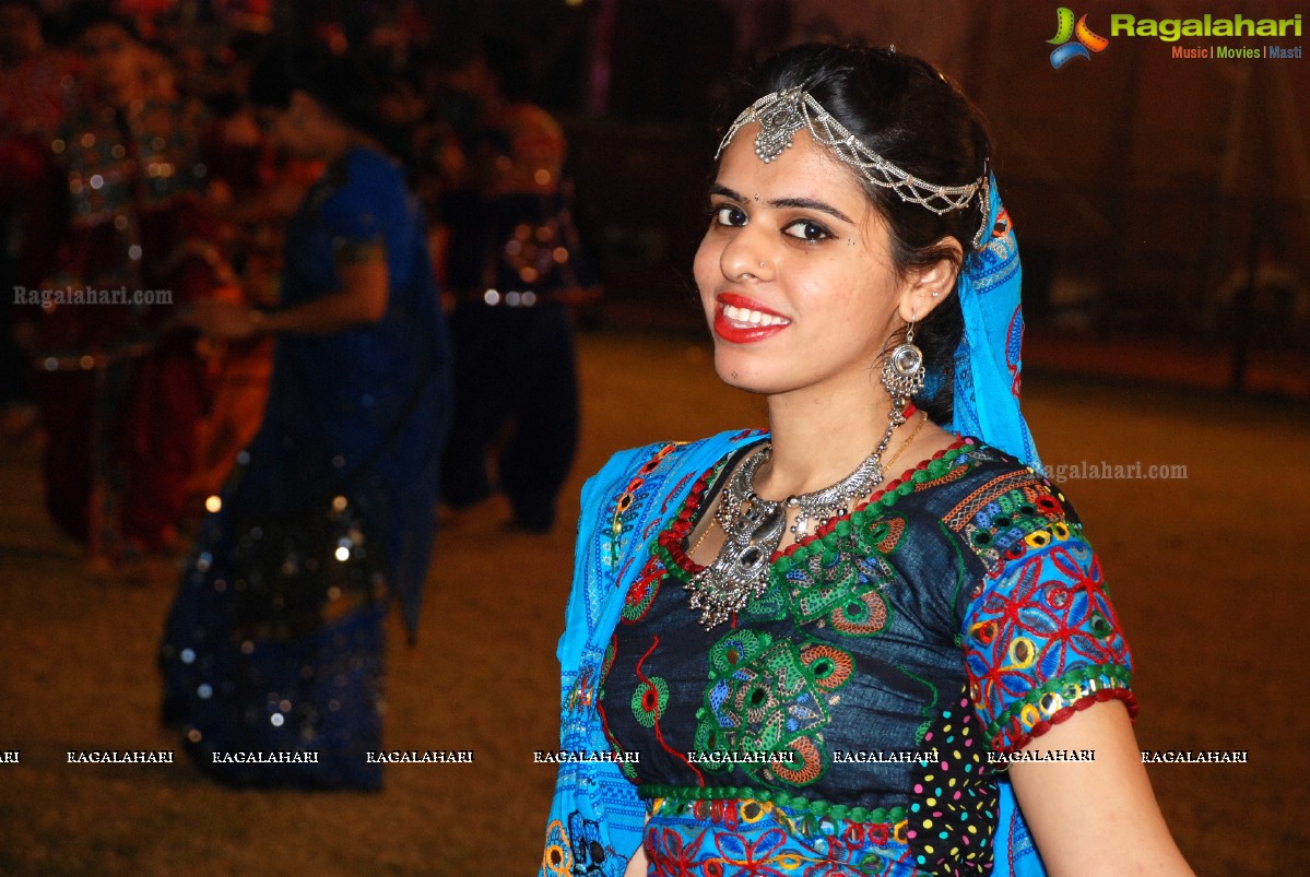 Coconut Event Dildar Dandiya 2015 (Day 5) at Shamshabad, Hyderabad