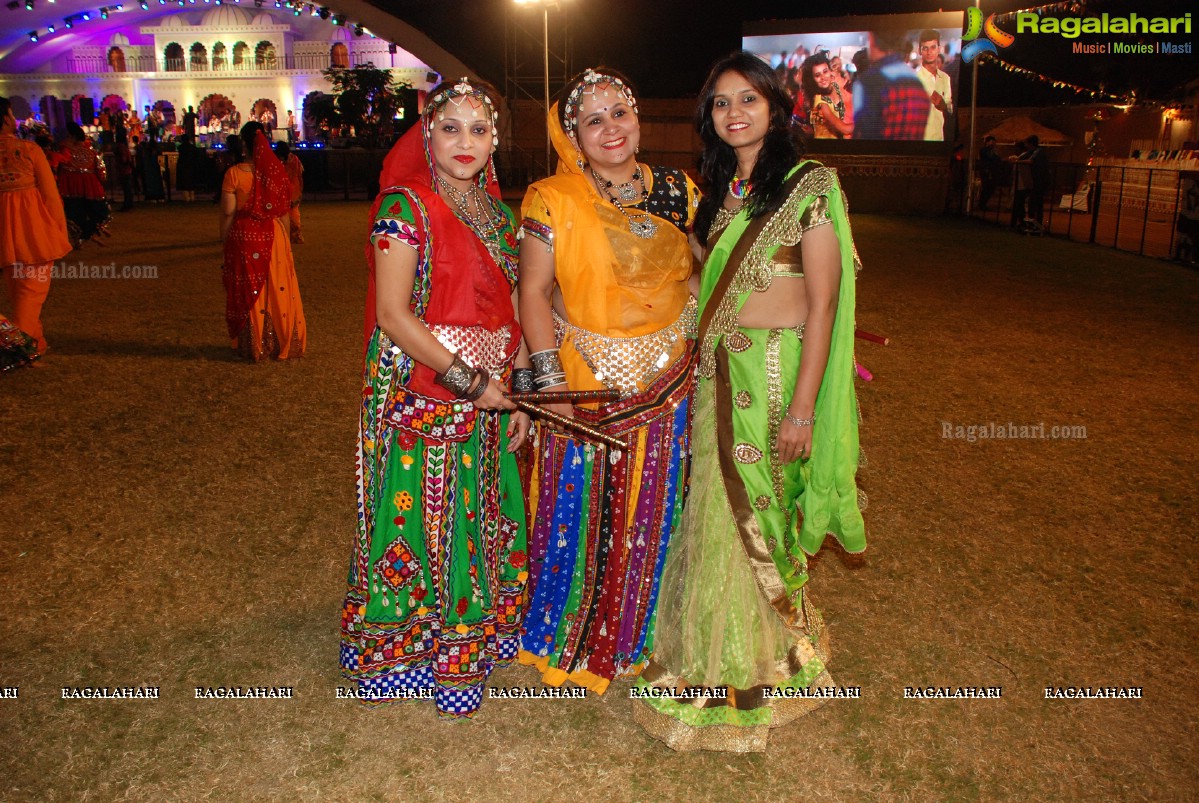 Coconut Event Dildar Dandiya 2015 (Day 5) at Shamshabad, Hyderabad