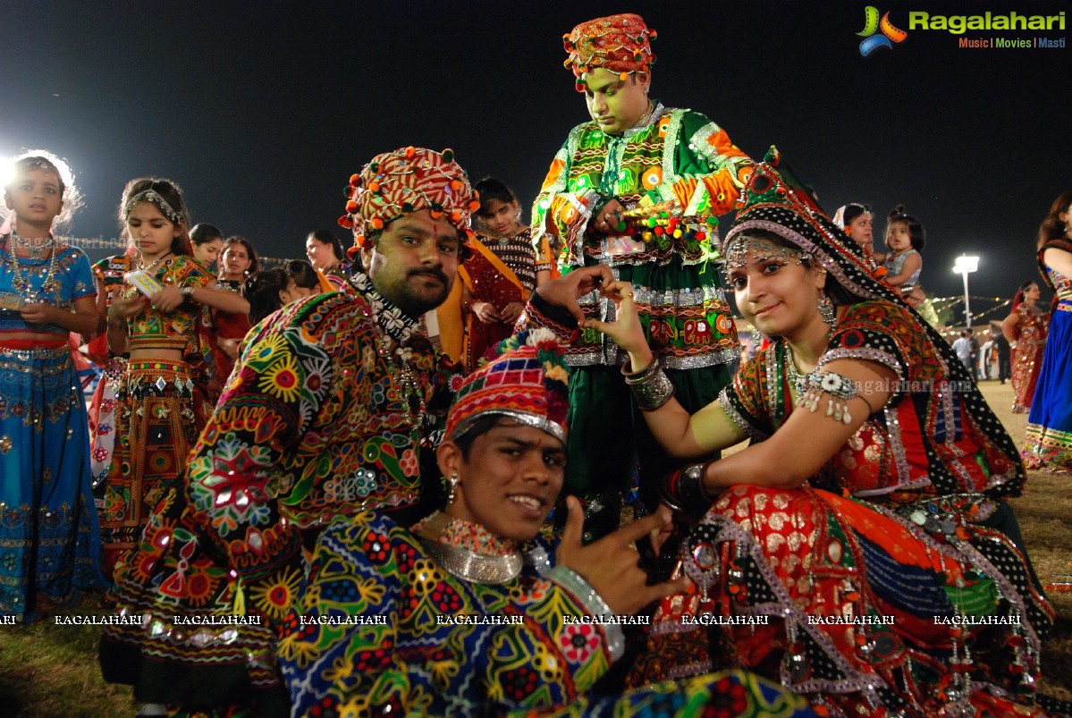 Coconut Event Dildar Dandiya 2015 (Day 5) at Shamshabad, Hyderabad