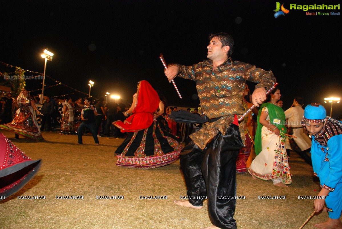 Coconut Event Dildar Dandiya 2015 (Day 5) at Shamshabad, Hyderabad