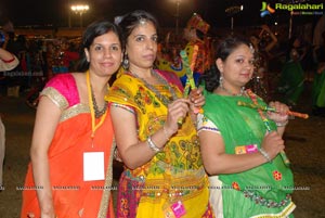 Dildar Dandiya 2015