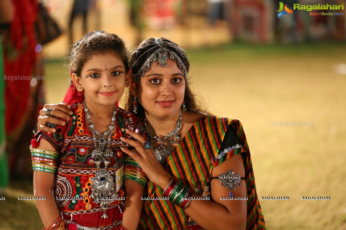 Coconut Event Dildar Dandiya 2015 (Day 5) at Shamshabad, Hyderabad