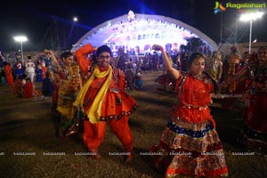 Dildar Dandiya 2015