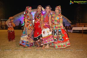 Dildar Dandiya 2015