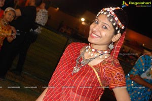 Dildar Dandiya 2015