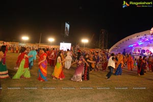 Hyderabad Dildar Dandiya 2015