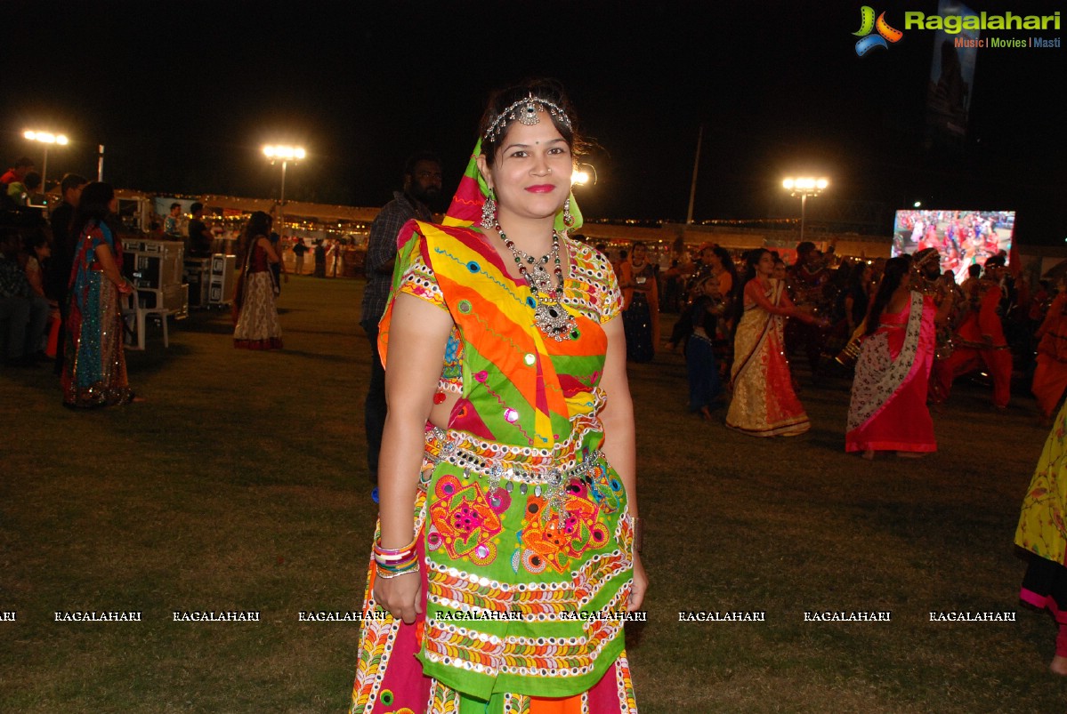 Coconut Event Dildar Dandiya 2015 (Day 3), Hyderabad