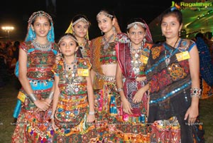 Hyderabad Dildar Dandiya 2015