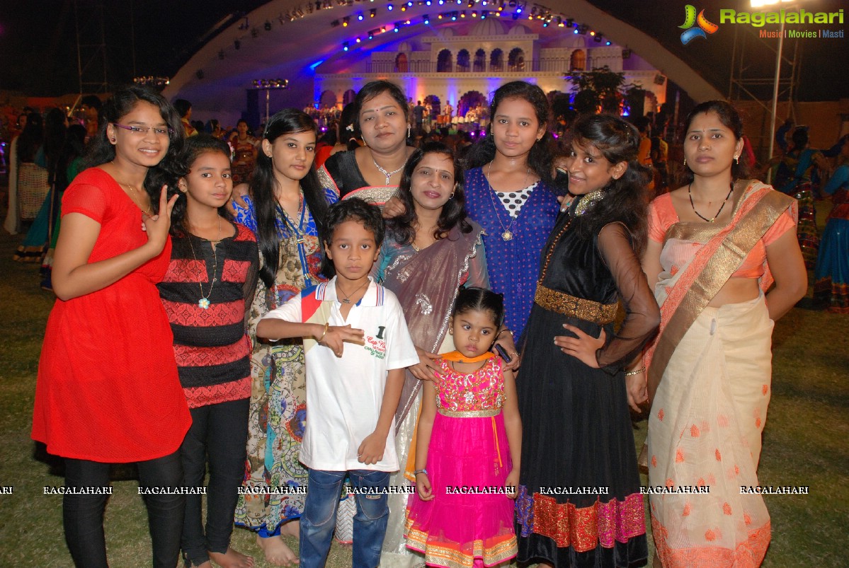 Coconut Event Dildar Dandiya 2015 (Day 3), Hyderabad