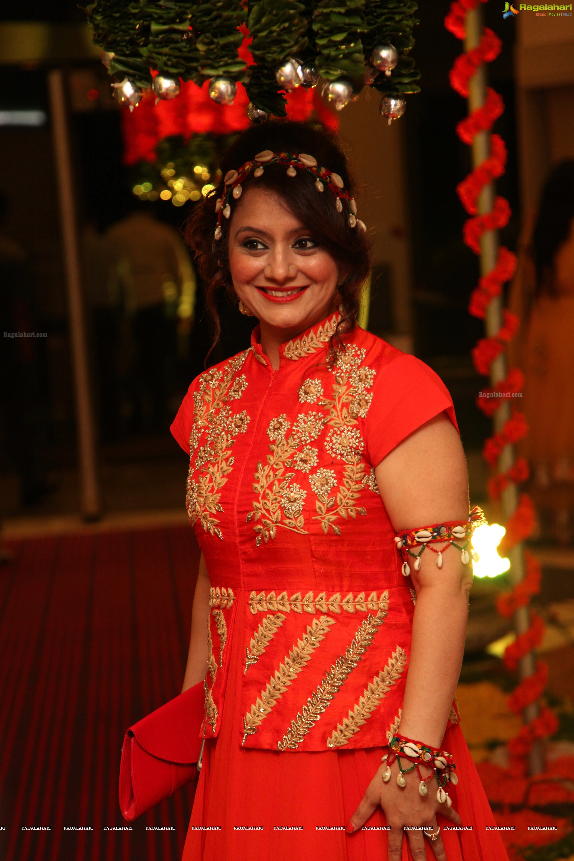 Grand Disco Dandiya Celebrations by Daredia Constructions at Hyderabad Marriott Hotel and Convention Centre (HD)