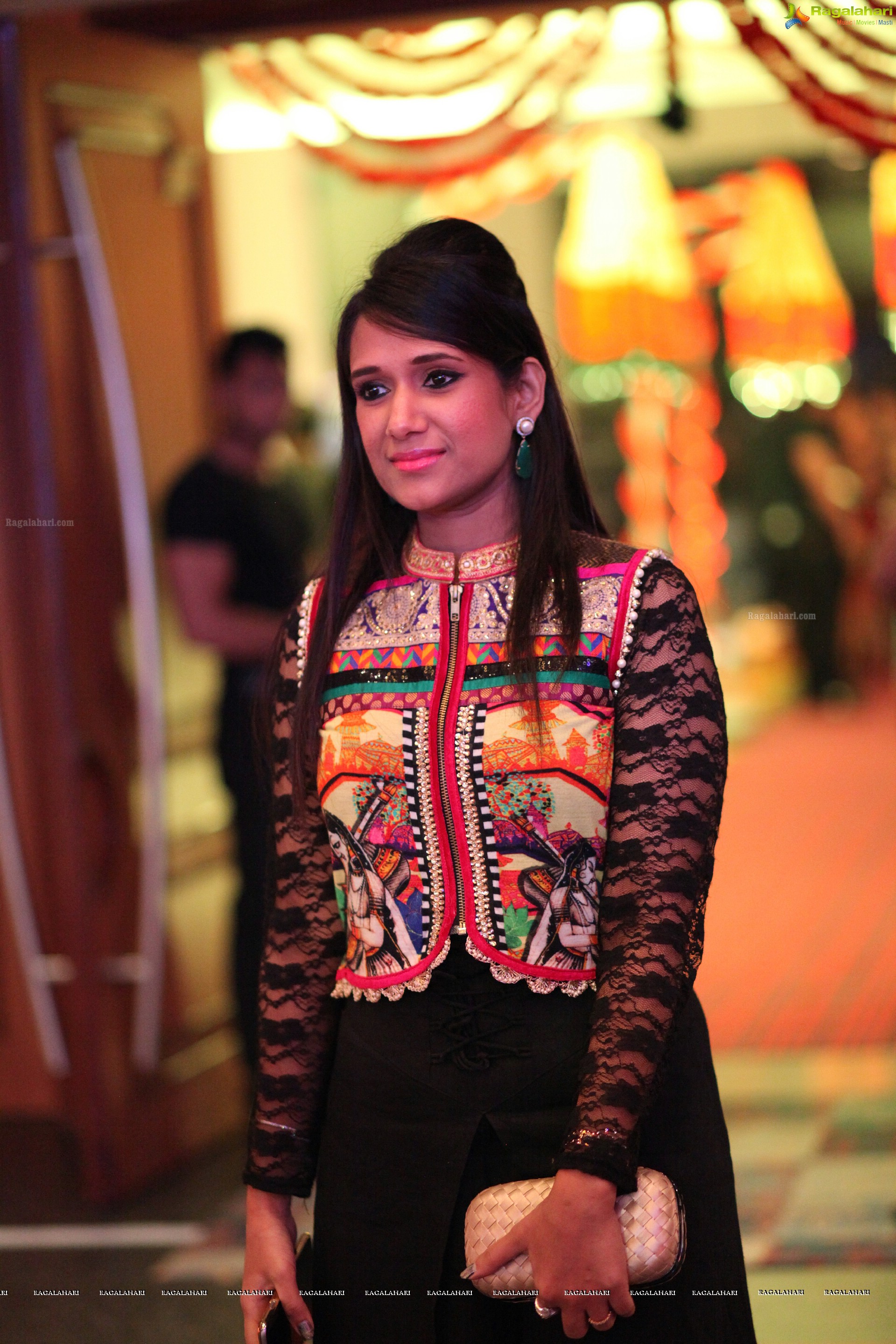 Grand Disco Dandiya Celebrations by Daredia Constructions at Hyderabad Marriott Hotel and Convention Centre (HD)