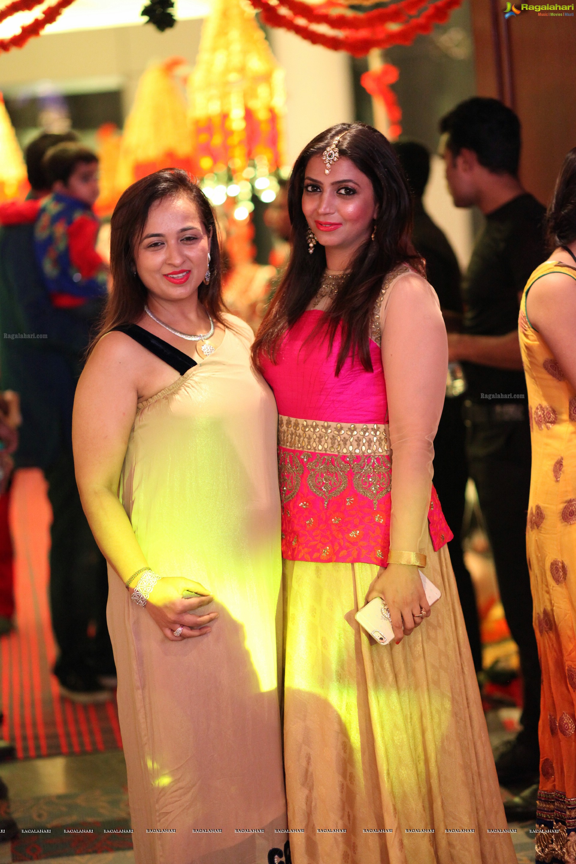 Grand Disco Dandiya Celebrations by Daredia Constructions at Hyderabad Marriott Hotel and Convention Centre (HD)