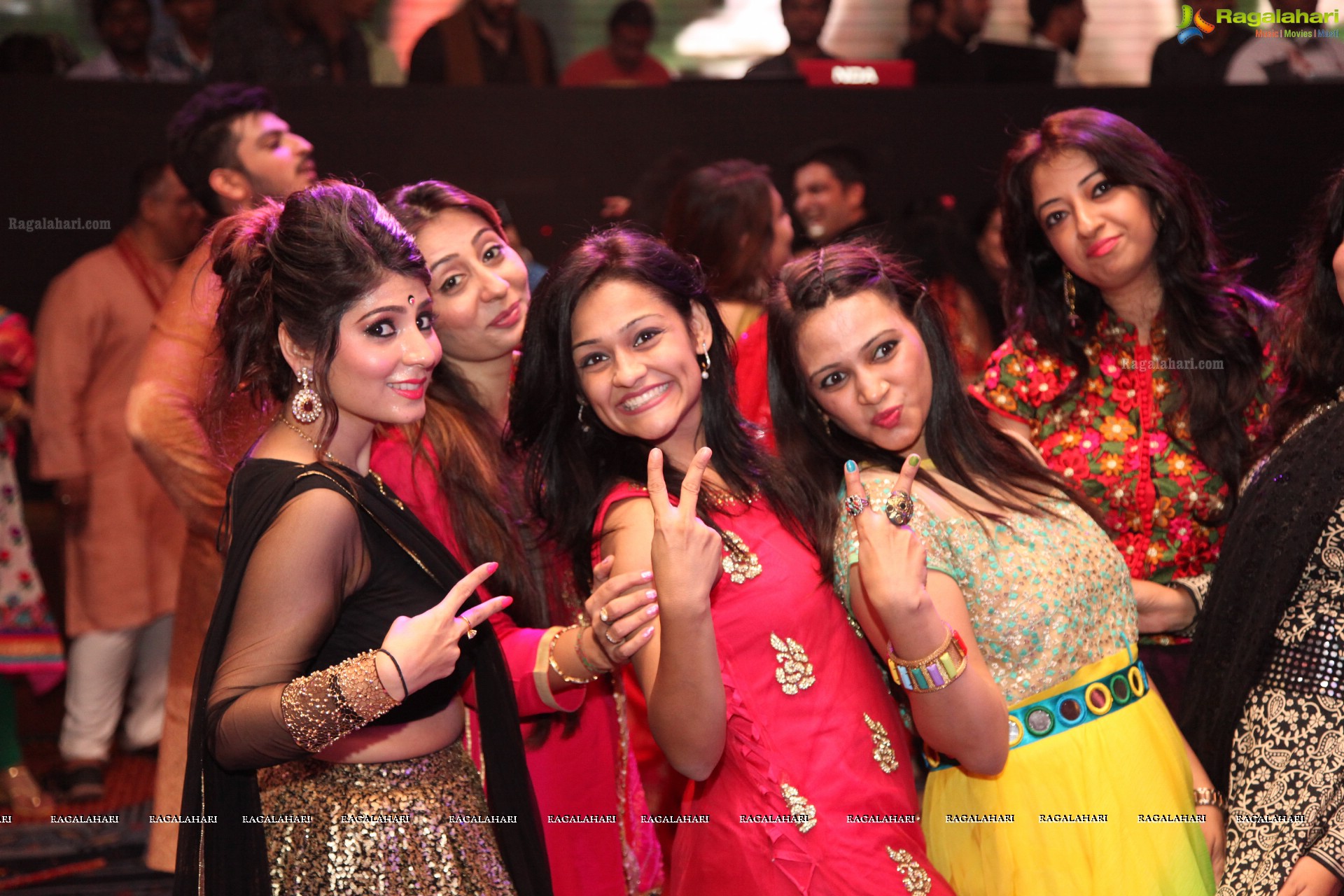 Grand Disco Dandiya Celebrations by Daredia Constructions at Hyderabad Marriott Hotel and Convention Centre (HD)