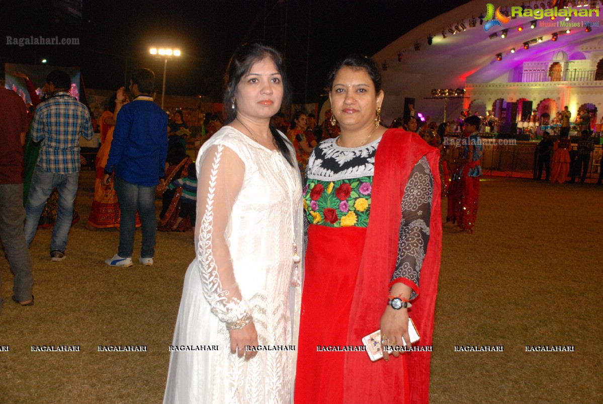 Coconut Event Dildar Dandiya 2015 (Day 6), Hyderabad