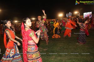 Dildar Dandiya