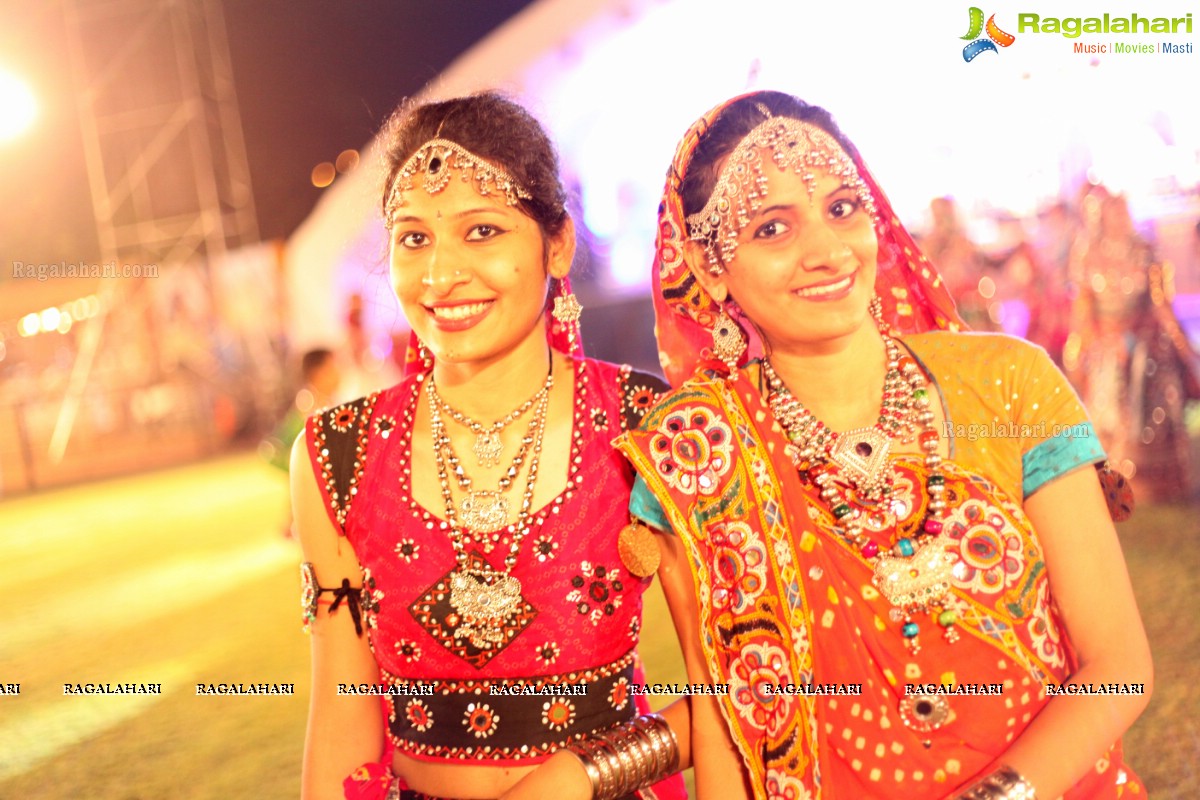 Coconut Event Dildar Dandiya 2015 (Day 1), Hyderabad	