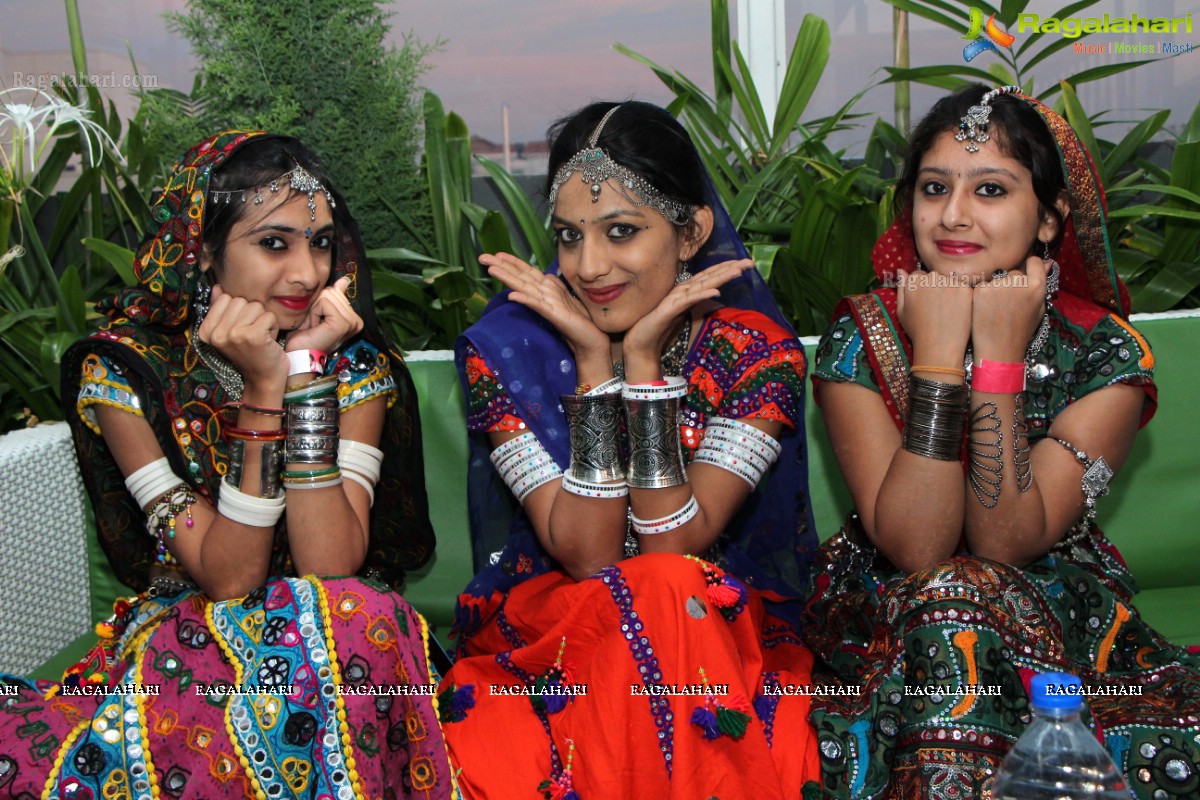 Dildar Dandiya 2015 Ticket Launch, Hyderabad