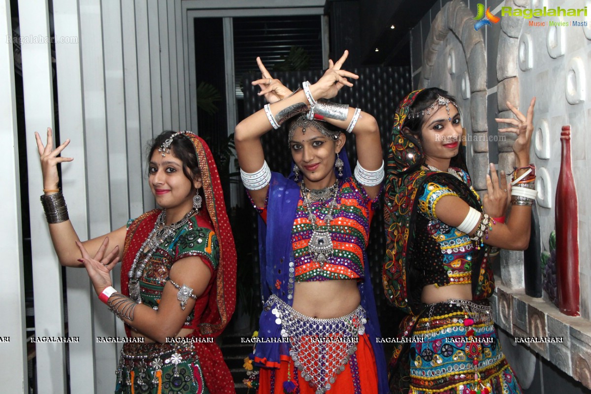 Dildar Dandiya 2015 Ticket Launch, Hyderabad