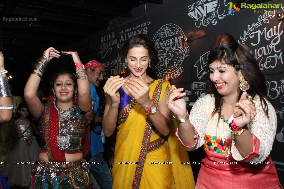 Dildar Dandiya 2015 Ticket Launch, Hyderabad