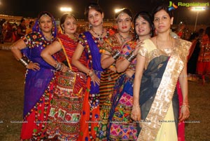 Dildar Dandiya