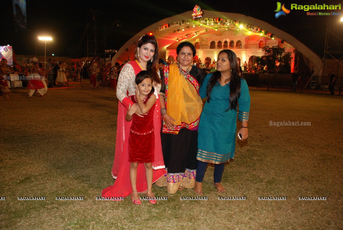 Coconut Event Dildar Dandiya 2015 (Day 4) at Shamshabad, Hyderabad