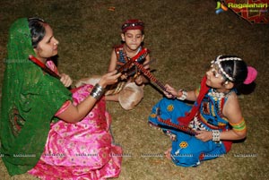 Dildar Dandiya