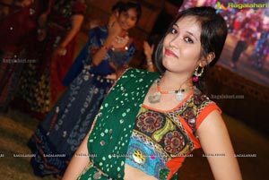 Dildar Dandiya