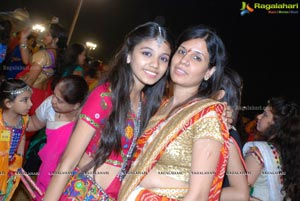 Dildar Dandiya 2015