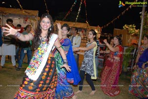 Dildar Dandiya 2015