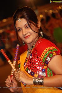 Dildar Dandiya 2015