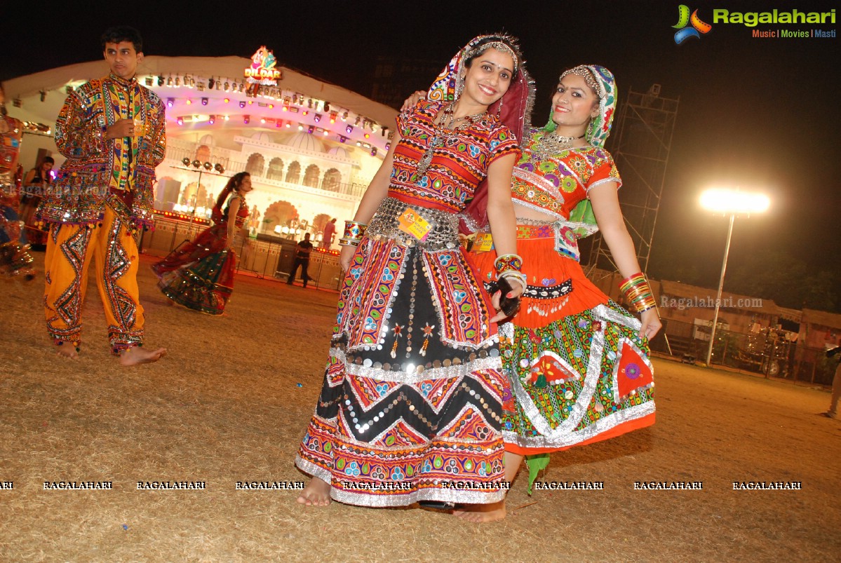 Coconut Event Dildar Dandiya 2015 (Day 9) at Mallika Gardens, Shamshabad