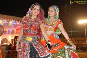 Dildar Dandiya 2015