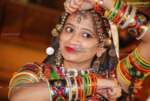 Dildar Dandiya 2015