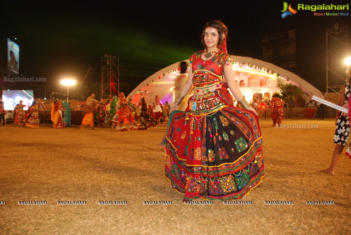 Coconut Event Dildar Dandiya 2015 (Day 9) at Mallika Gardens, Shamshabad