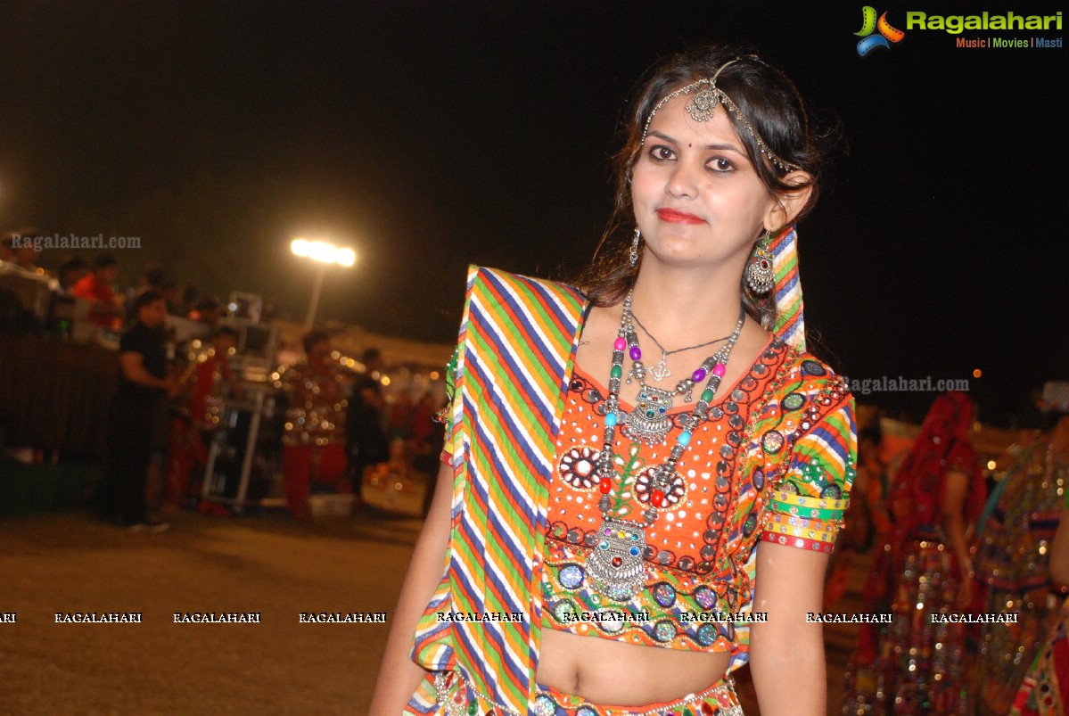 Coconut Event Dildar Dandiya 2015 (Day 9) at Mallika Gardens, Shamshabad