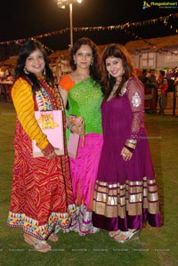 Dildar Dandiya 2015