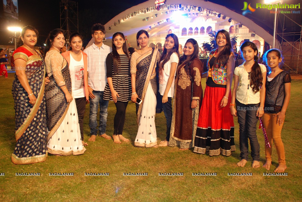 Coconut Event Dildar Dandiya 2015 (Day 2), Hyderabad