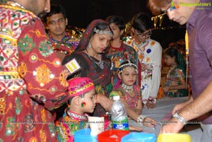 Dildar Dandiya 2015