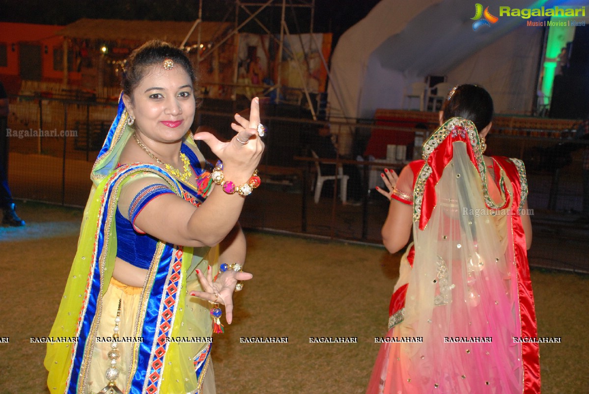 Coconut Event Dildar Dandiya 2015 (Day 10), Mallika Garden, Hyderabad