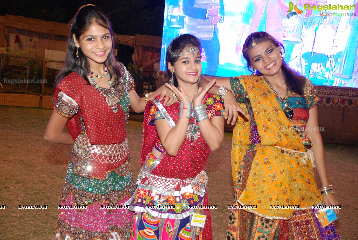 Coconut Event Dildar Dandiya 2015 (Day 10), Mallika Garden, Hyderabad