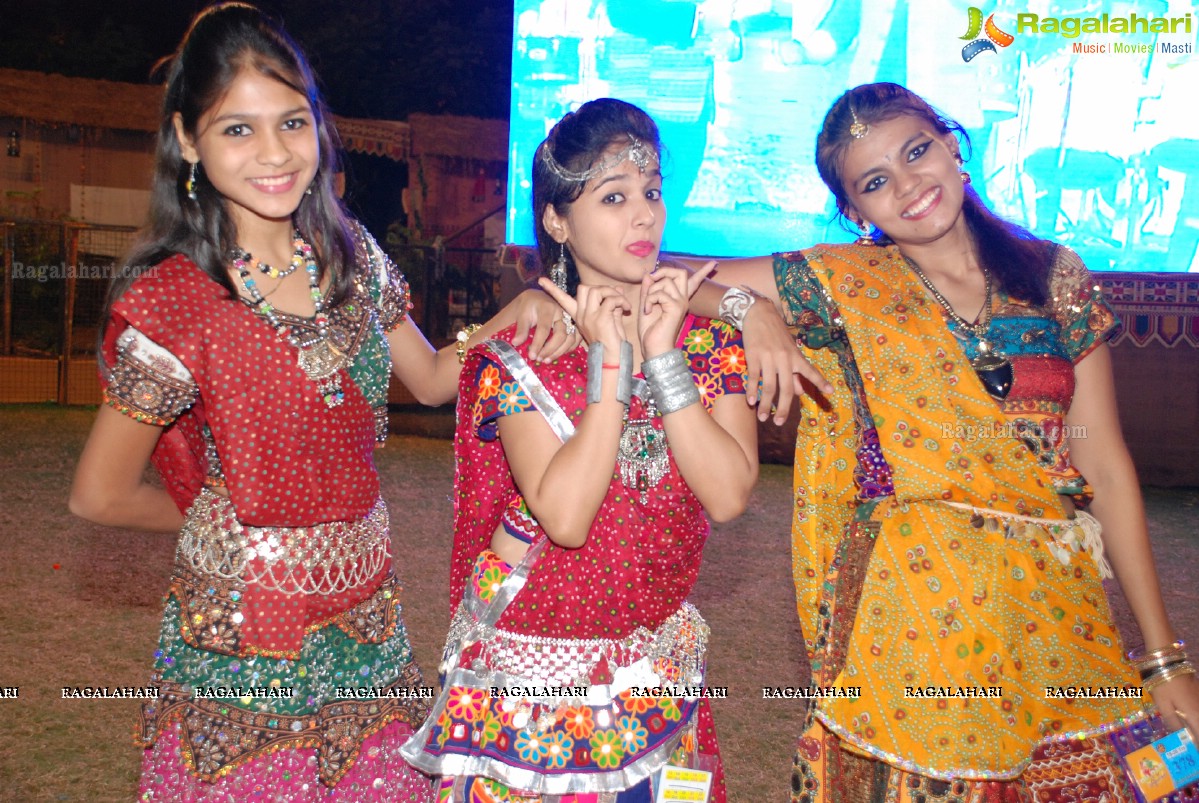 Coconut Event Dildar Dandiya 2015 (Day 10), Mallika Garden, Hyderabad