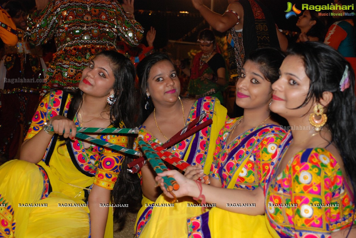 Coconut Event Dildar Dandiya 2015 (Day 7)