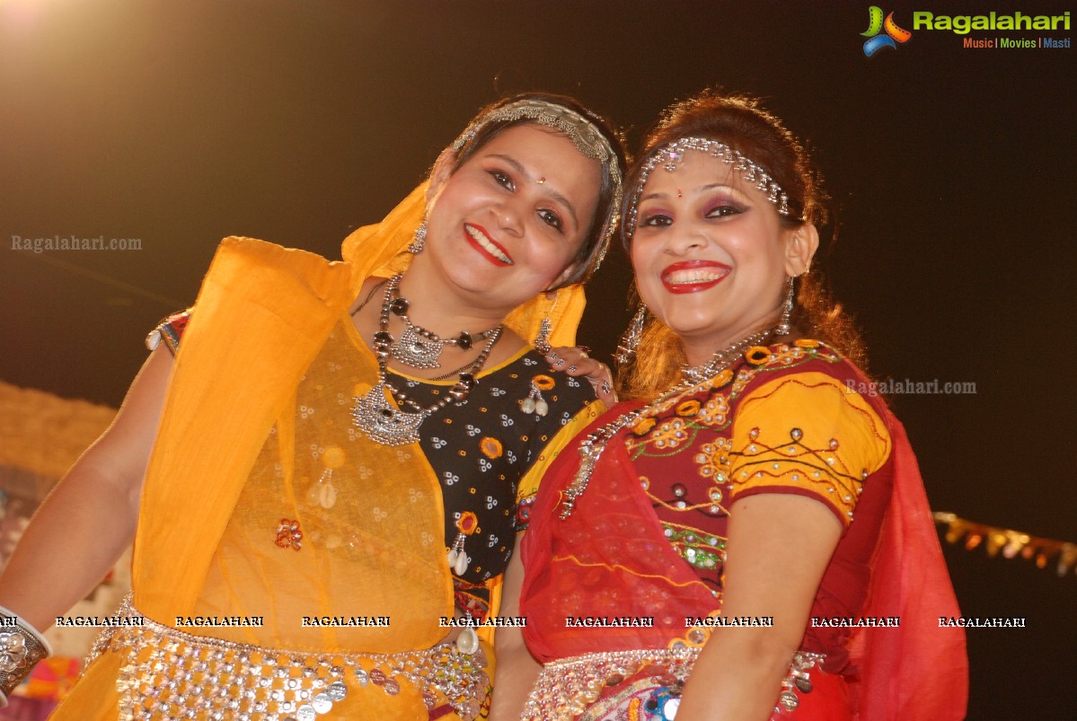 Coconut Event Dildar Dandiya 2015 (Day 8)