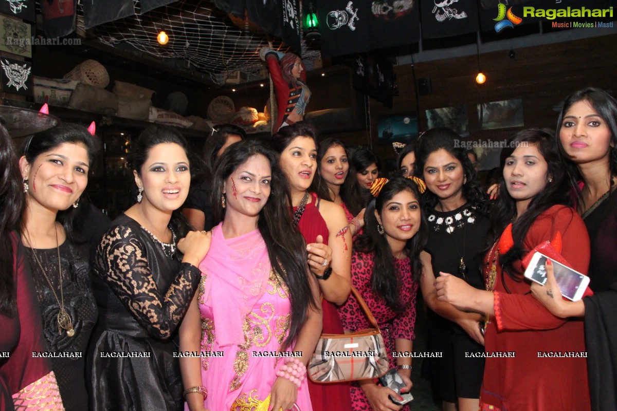 Divinos Ladies Club Halloween Party with Kids at Pirates Brew, Hyderabad