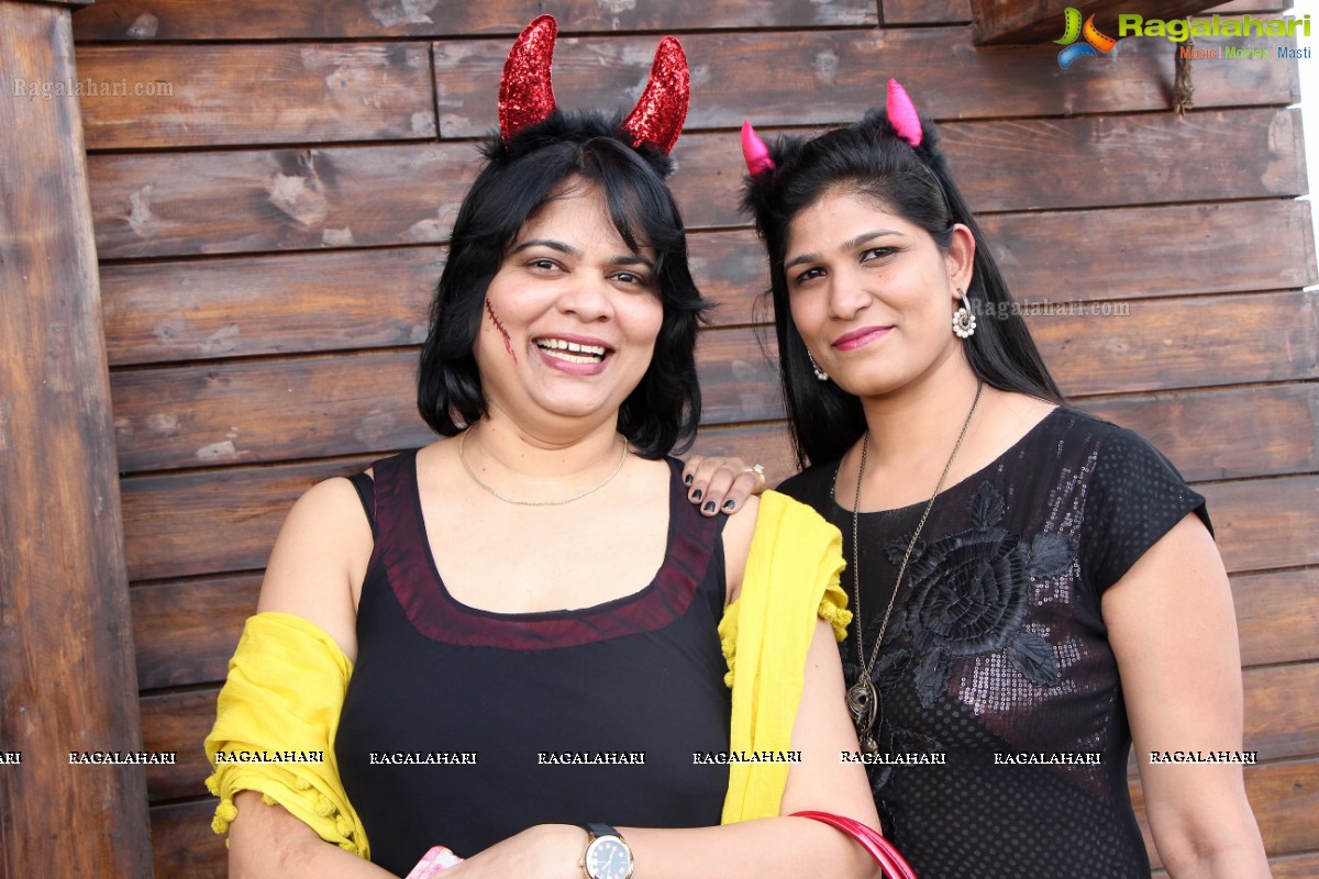 Divinos Ladies Club Halloween Party with Kids at Pirates Brew, Hyderabad