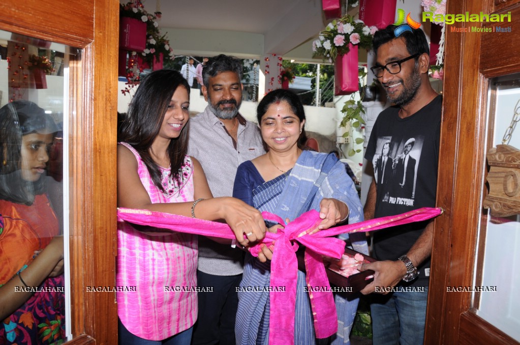 Rama Rajamouli launches Fuchsia Pink Fabrics Attire, Hyderabad