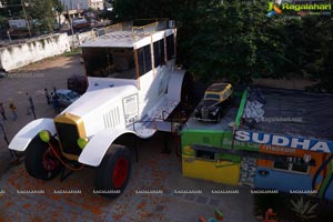 The Largest Stationery Art Car