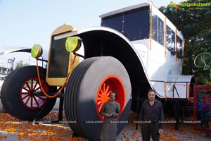 The Largest Stationery Art Car
