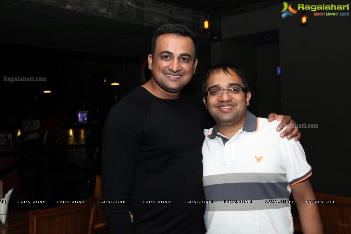 Grand Birthday Bash of Hitesh Zaveri at Stone Waters Kitchen Lounge, Hyderabad